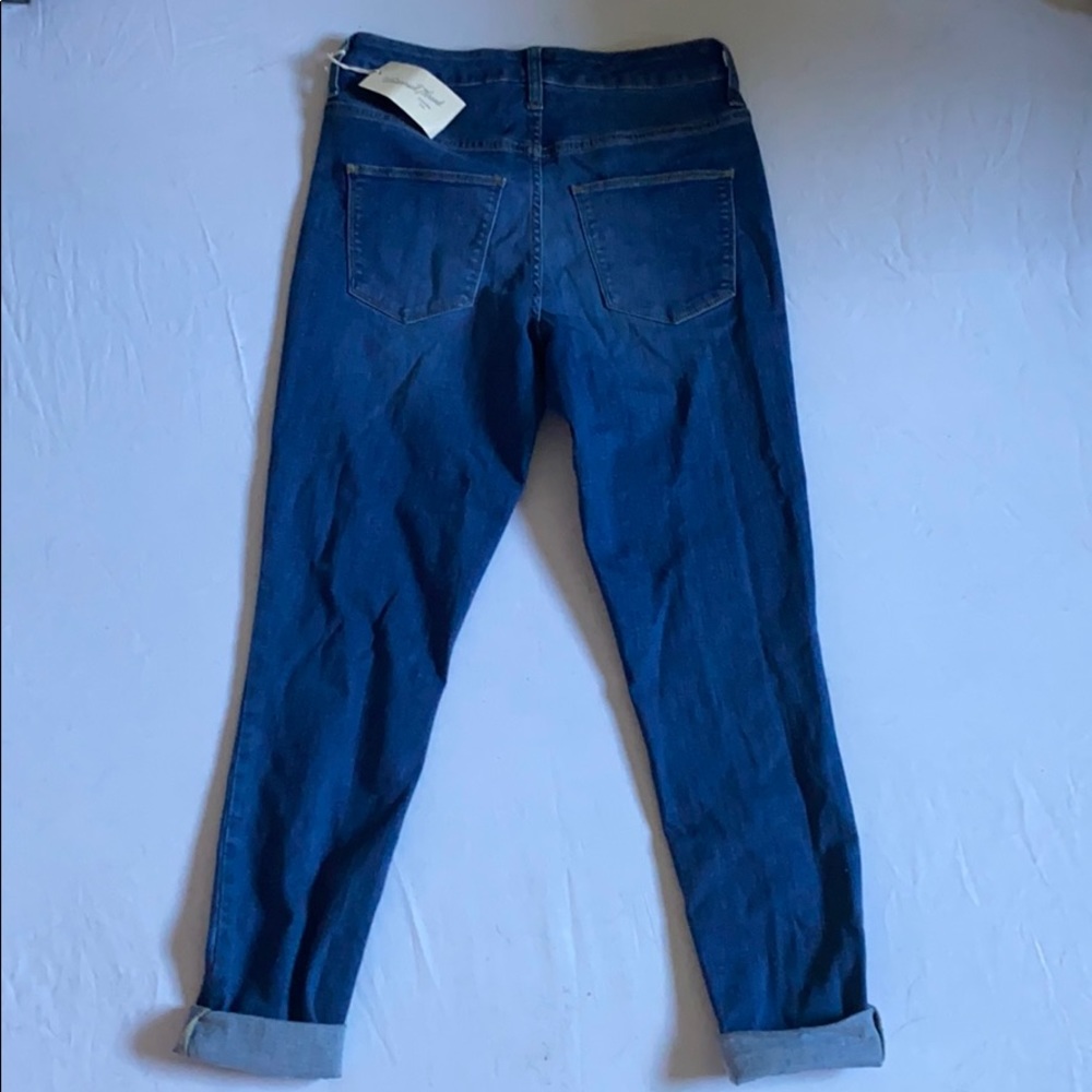Cute Universal Thread Jeans - Picture 2 of 3